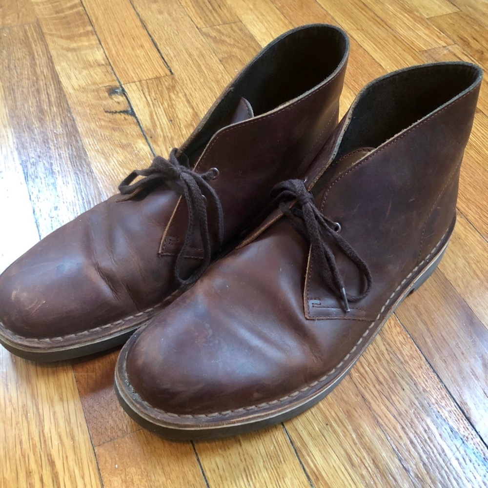 Clark’s Desert Boot Size 10 Beeswax
